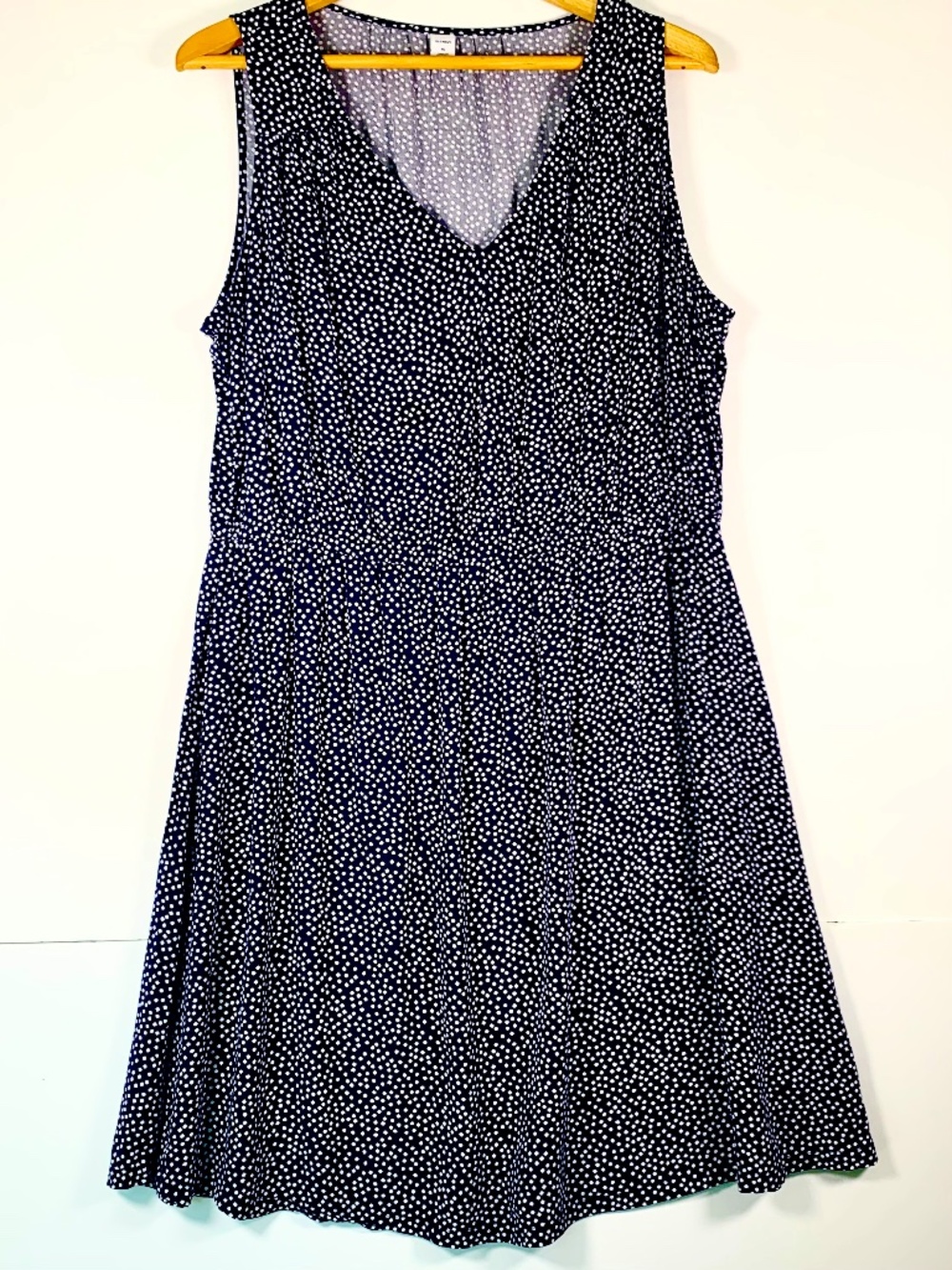 Classic Old Navy Polka Dot V-Neck Sleeveless Midi Summer Sundress Navy White